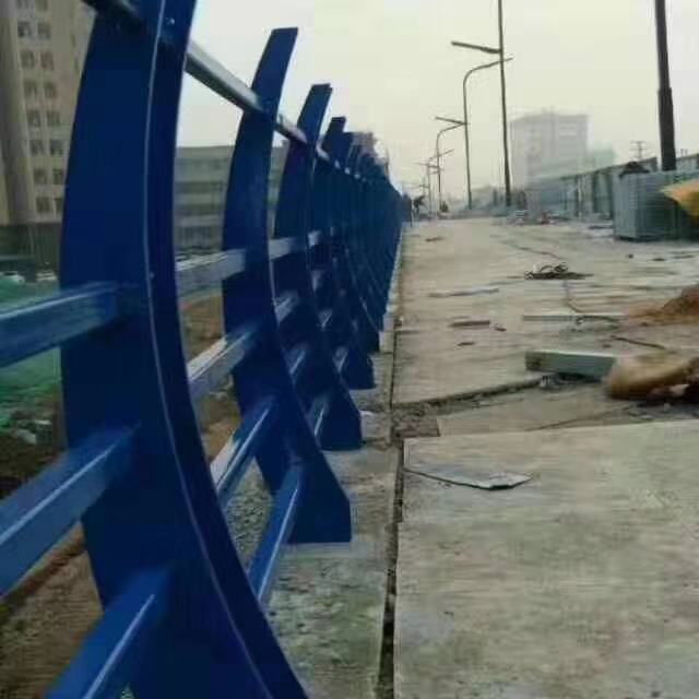 防撞护栏