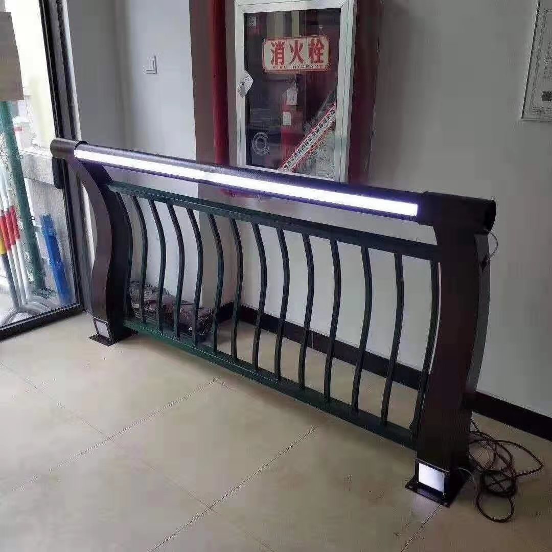 灯光护栏