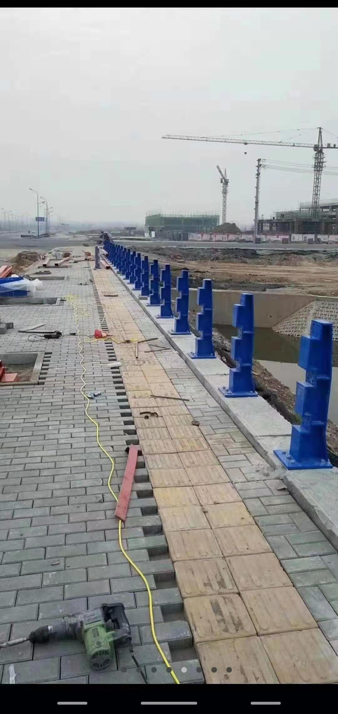 桥梁护栏